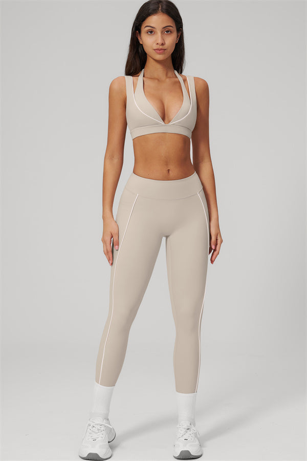 Conjunto Clarity de top deportivo y leggings