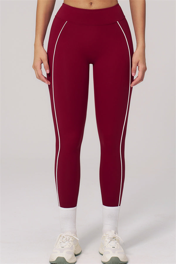 Conjunto Clarity de top deportivo y leggings