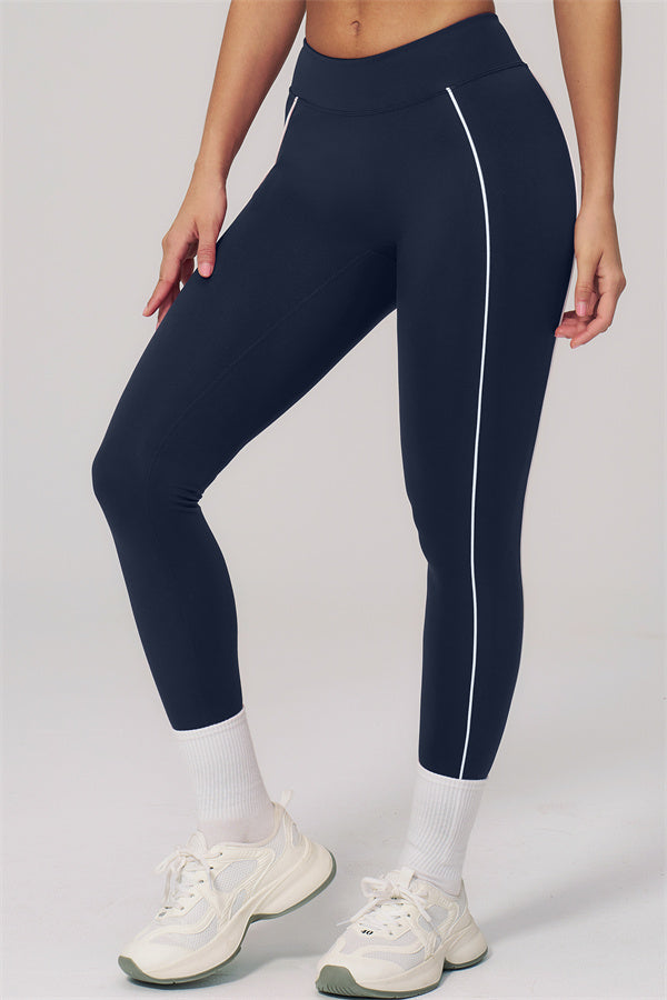Conjunto Clarity de top deportivo y leggings