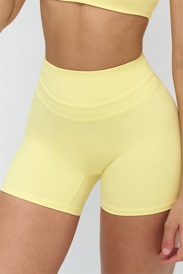 Conjunto deportivo Stride de top y shorts