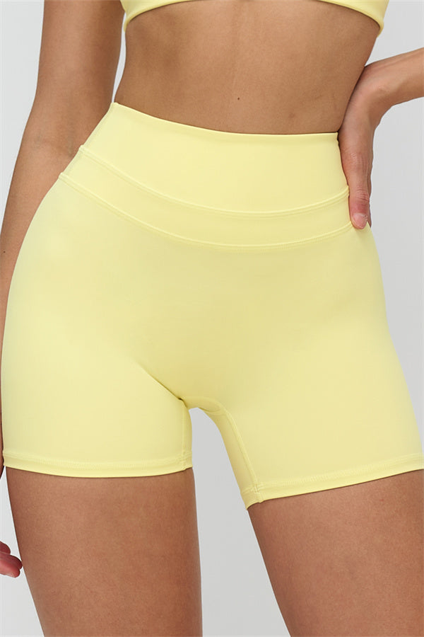 Conjunto deportivo Stride de top y shorts