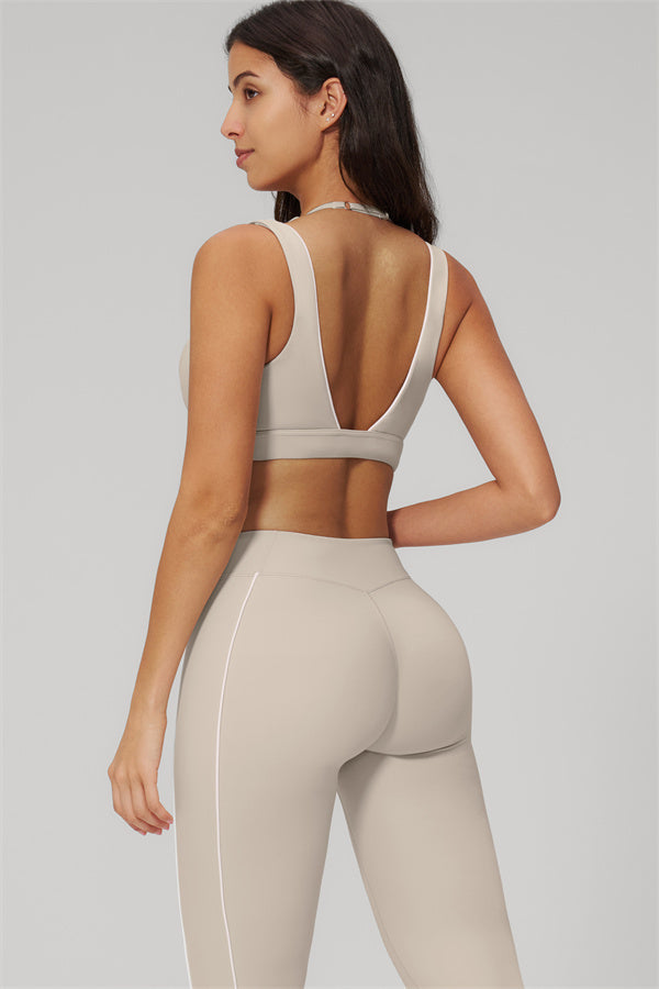 Conjunto Clarity de top deportivo y leggings