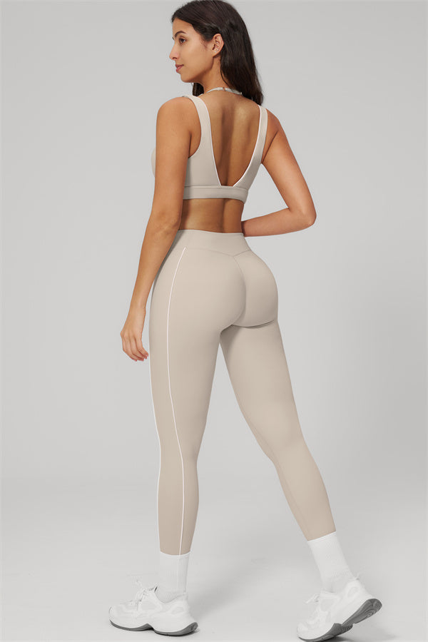 Conjunto Clarity de top deportivo y leggings